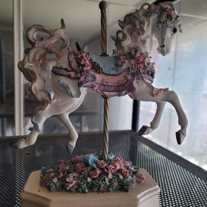 A beautiful horse Carousel 🎠  with music